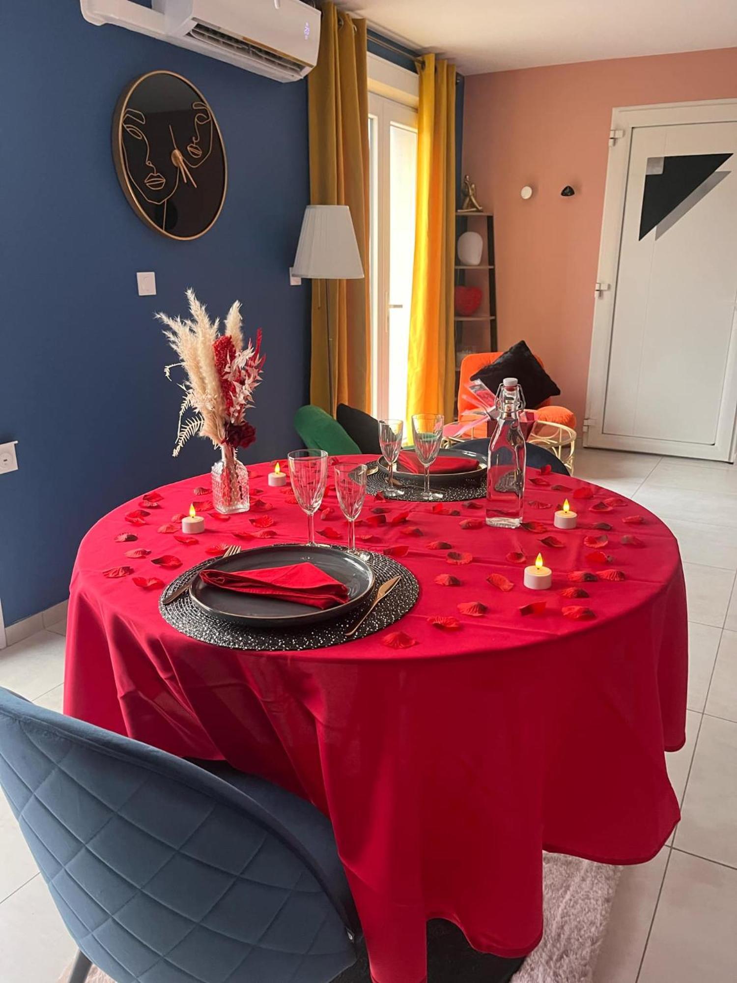 Bulles De Plaisir Hotel Saint-Maurice-l'Exil ภายนอก รูปภาพ